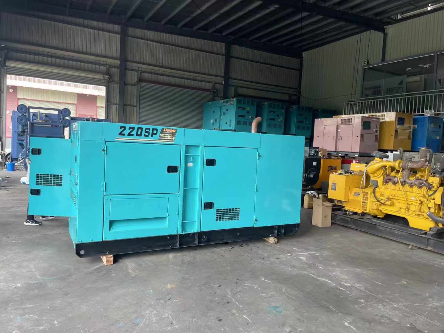 银州800kW 柴油发电机的输出电流波动范围是多少?